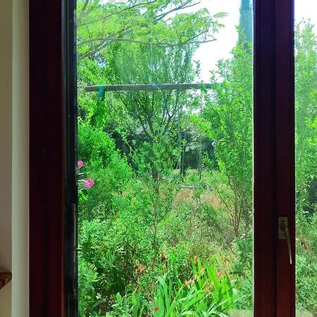 Privee Dans Maison En Garrigue Habitación en casa particular Nimes