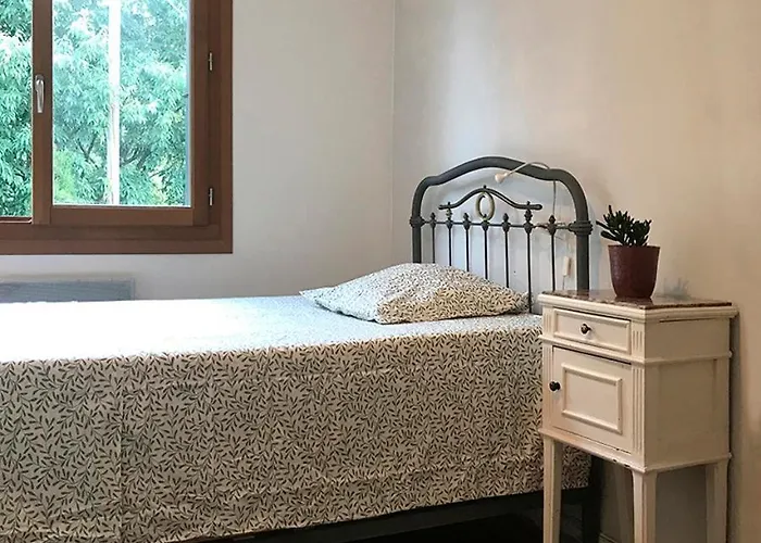 Habitación en casa particular Privee Dans Maison En Garrigue Nimes